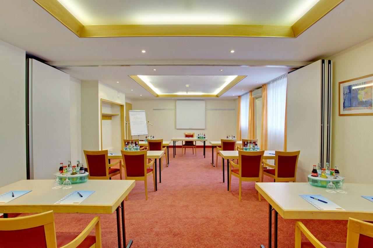 Western Cologne Airport 3* Troisdorf